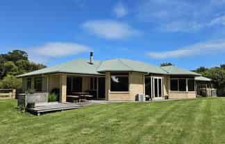 3 Fenian Lead Road, Paroa