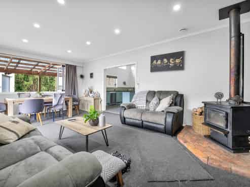 18 Pembroke Road, Stratford
