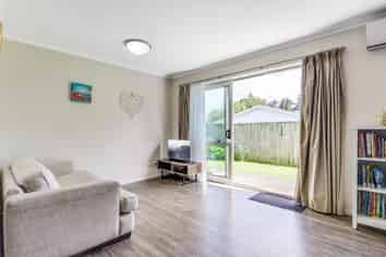 69 Chiefs Court, Hamilton East