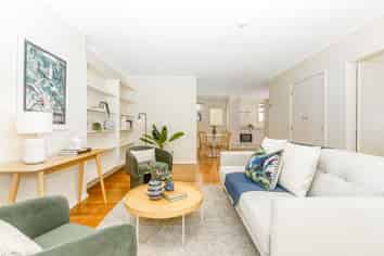 7 Delhi Crescent, Khandallah