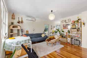 Auckland - Address withheld