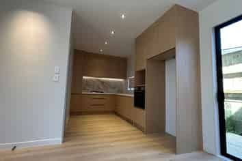 2/59 Howe Street, Howick