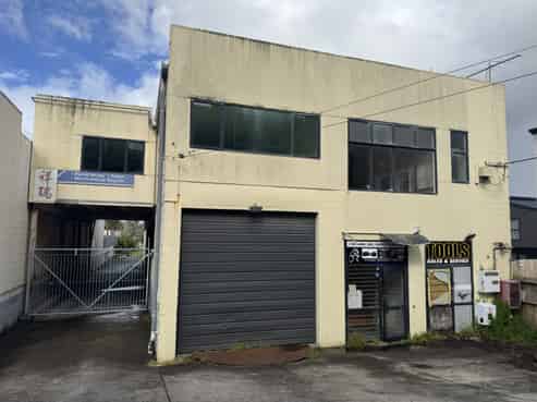 Automotive Workshop in Onehunga – For Lease