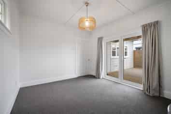 5 Regent Street, Palmerston North