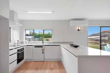 16 Berwyn Avenue, Takanini