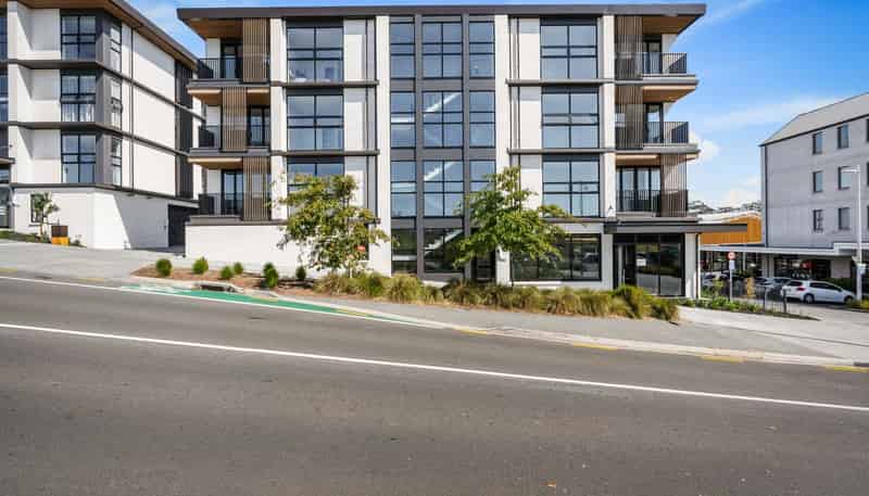 303/84C  Te Oneroa Way, Long Bay