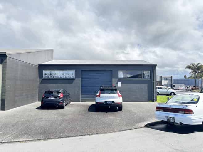 Secure yard. Smart space. Great location.