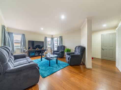 2 Fraser Colman Grove, Wainuiomata