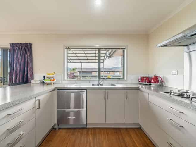 2 Fraser Colman Grove, Wainuiomata