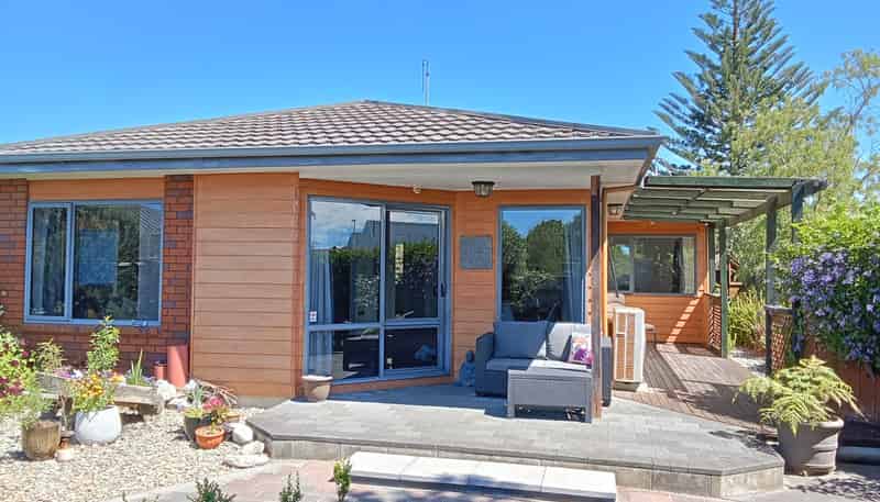 2/16 Alan Styles Place, Greenmeadows