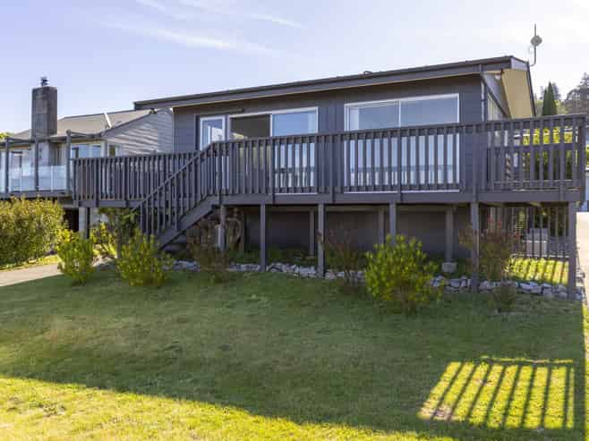 2/12 Isobel Street, Acacia Bay