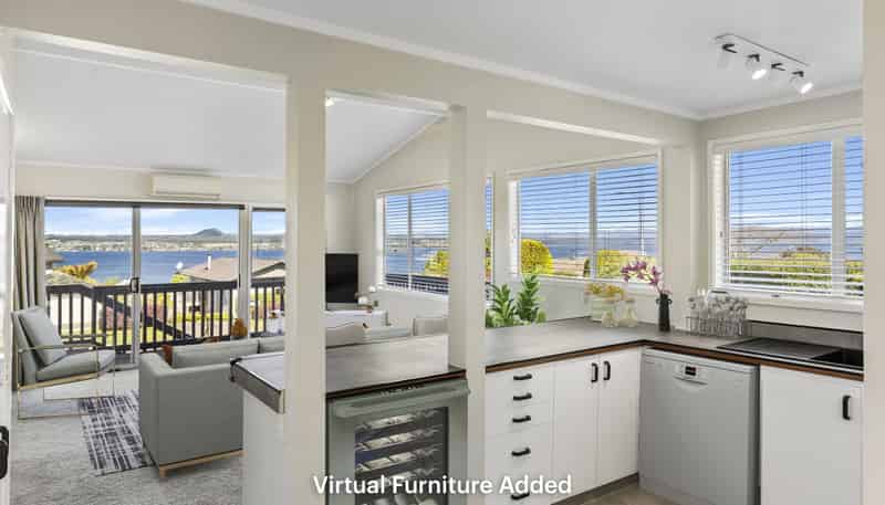 2/12 Isobel Street, Acacia Bay