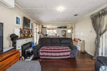 56 Fairview Road, Western Heights