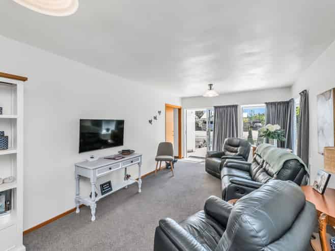 1/30 High Street, Leeston