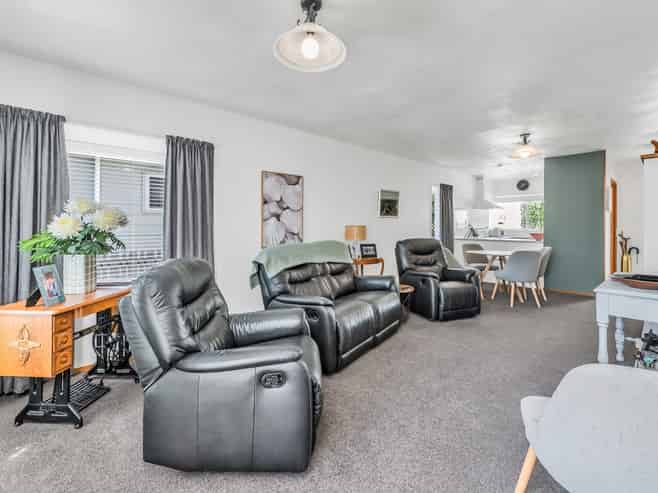 1/30 High Street, Leeston