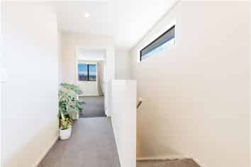 66 Gosling Crescent , Halswell