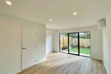 3/9 Flanshaw Road, Te Atatu South