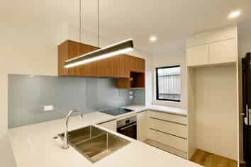 3/9 Flanshaw Road, Te Atatu South