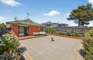 1/65 Effingham Street, North New Brighton