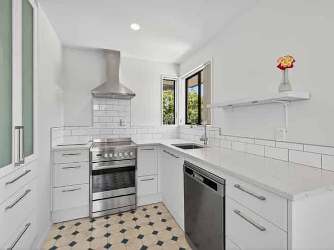 1/65 Effingham Street, North New Brighton