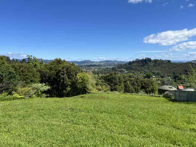 353 Bellville Drive, Coromandel