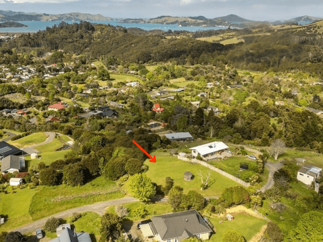 353 Bellville Drive, Coromandel