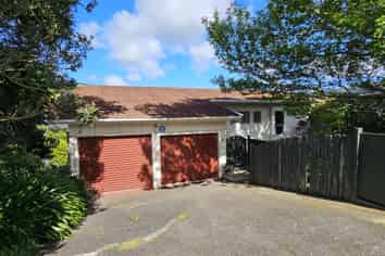 84 Taylor Terrace, Tawa