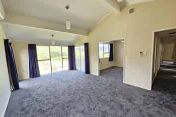 84 Taylor Terrace, Tawa