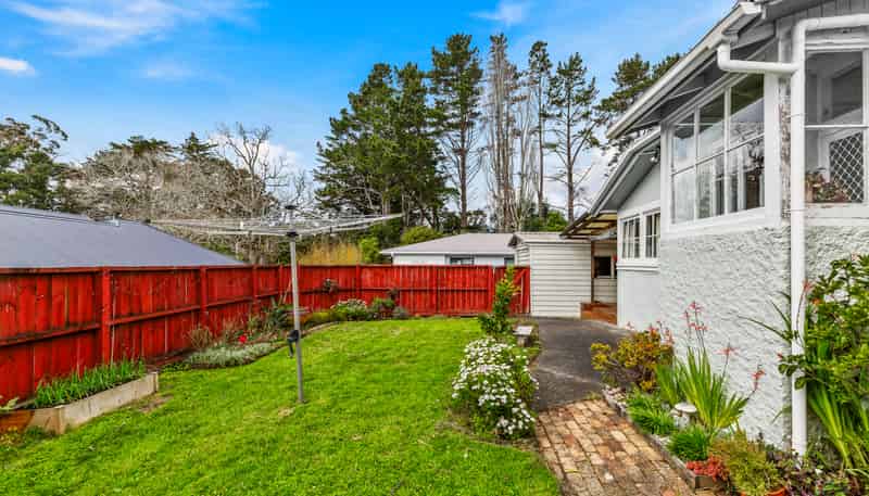 61A Woodside Road, Massey