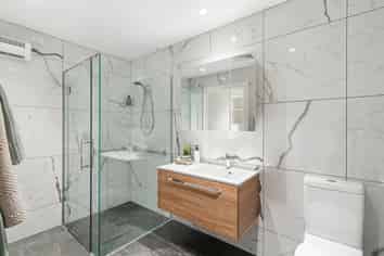 30 Ambassador Glade, Orewa