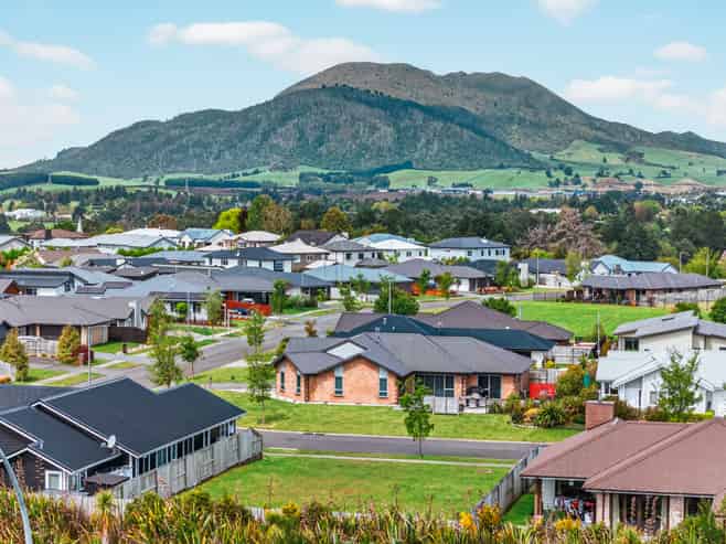 36 Huka Heights Drive, Rangatira Park