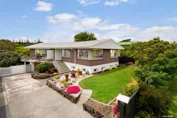 20 Lawrence Crescent, Hillpark