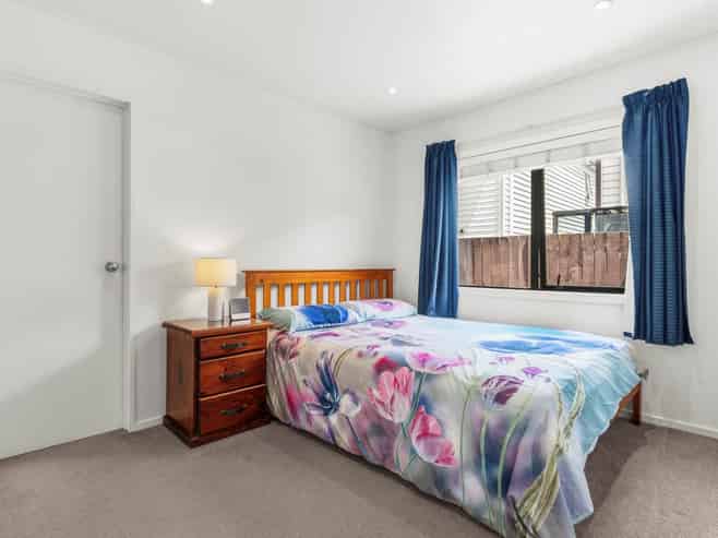 6/58 Manuroa Road, Takanini