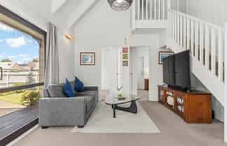 6/58 Manuroa Road, Takanini