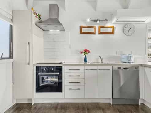 6/58 Manuroa Road, Takanini