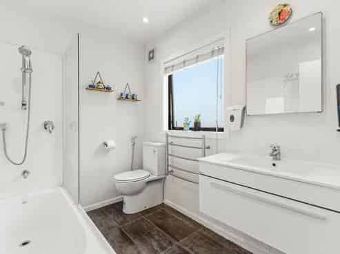 6/58 Manuroa Road, Takanini