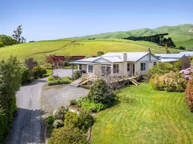 582 Bluff Rangitumau Road, Masterton