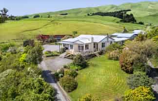 582 Bluff Rangitumau Road, Masterton