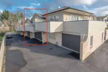 96B Clyde Street, Hamilton East