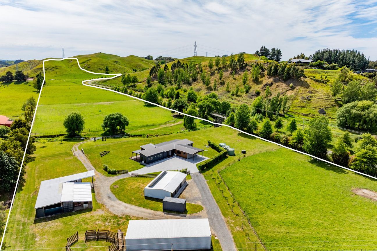 Exceptional 8.95 ha Lifestyle Property - Widok 2