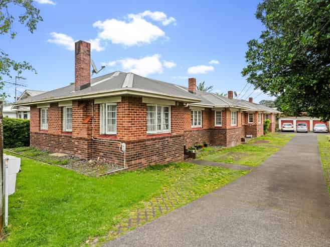 1-4/51 Pah Road, Epsom