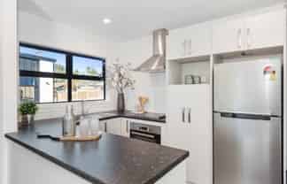 4/35 Bruce Avenue, Melville