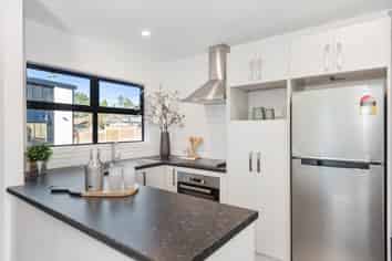 4/35 Bruce Avenue, Melville