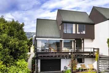 17 Moncks Spur Road, Redcliffs