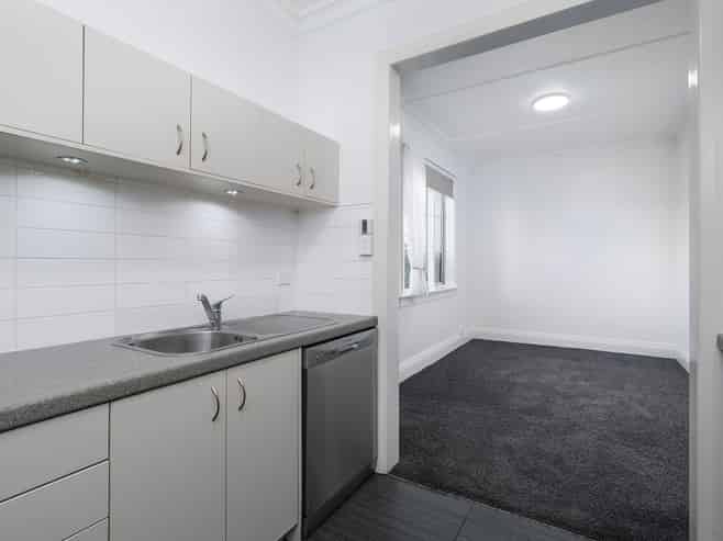 8/53 Manor Place, Dunedin Central