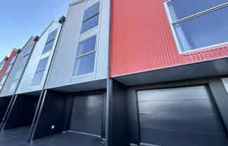 3/20 Henderson Street, Mornington