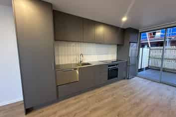 3/20 Henderson Street, Mornington