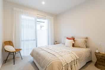 2 Taverner Lane , Mosgiel