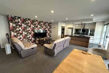 15 Monaco Grove, Fitzherbert