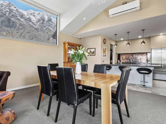 8 Orford Drive, Jacks Point